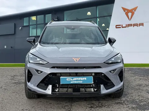 KW25XWX CUPRA Formentor 1.5 eHybrid 204 V2 5dr DSG ** DELIVERY MILEAGE** Thumbnail #6
