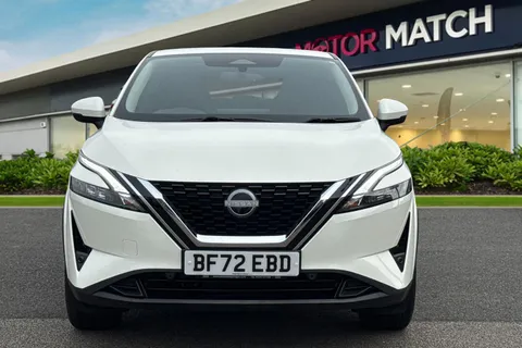 BF72EBD Nissan Qashqai 1.3 DIG-T MHEV N-Connecta Euro 6 (s/s) 5dr Thumbnail #6