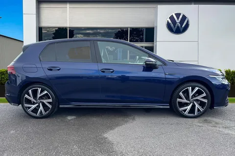 CY73AKU Volkswagen Golf 1.5 eTSI 150 R-Line 5dr DSG ⭐Winter Pack⭐ Thumbnail #4