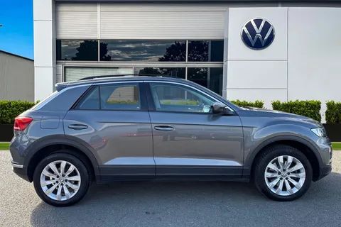 DU20BPZ Volkswagen T-Roc 2.0 TDI SE | App Connect |  Rain Sensor Thumbnail #4