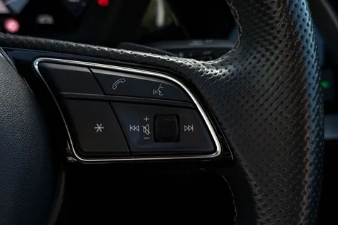 KM73HBG Audi A3 S line 35 TFSI 150 PS S tronic Thumbnail #36