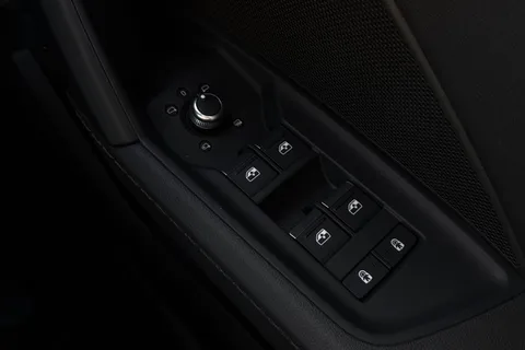 KM73HBG Audi A3 S line 35 TFSI 150 PS S tronic Thumbnail #38