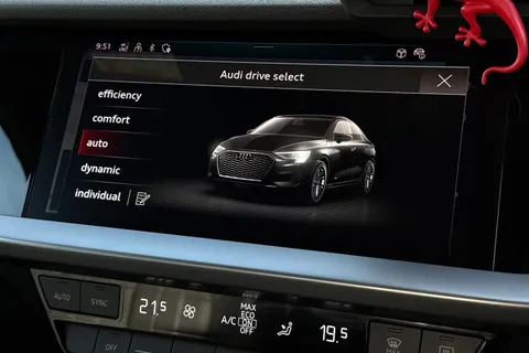 KM73HBG Audi A3 S line 35 TFSI 150 PS S tronic Thumbnail #41