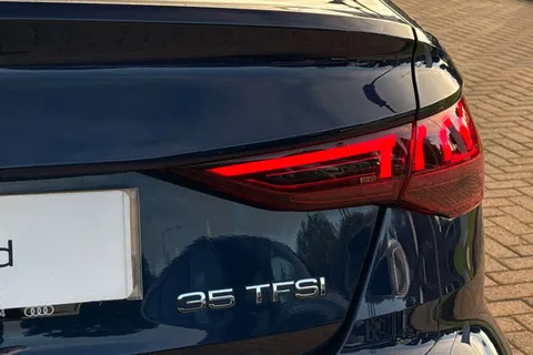 KM73HBG Audi A3 S line 35 TFSI 150 PS S tronic Thumbnail #48