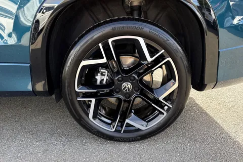 BL25XMF Volkswagen Tayron 1.5 TSI eHybrid R-Line Edition 5dr DSG6 | Panoramic Sunroof | Heated Seats Thumbnail #13