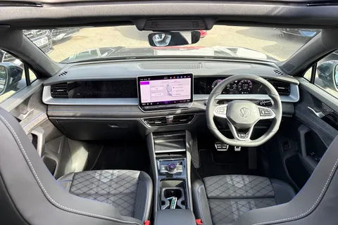 BL25XMF Volkswagen Tayron 1.5 TSI eHybrid R-Line Edition 5dr DSG6 | Panoramic Sunroof | Heated Seats Thumbnail #43