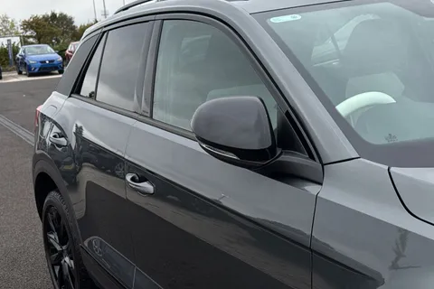 27 of 48 for VOLKSWAGEN T-ROC 1.0 TSI Style 5dr