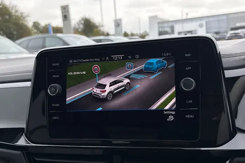 41 of 48 for VOLKSWAGEN T-ROC 1.0 TSI Style 5dr