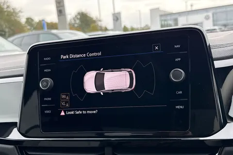 42 of 48 for VOLKSWAGEN T-ROC 1.0 TSI Style 5dr