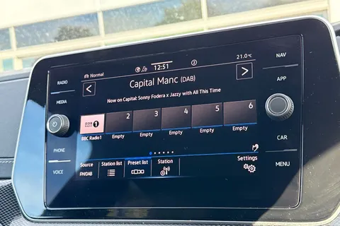 PF74MOA Volkswagen T-Cross 1.0 TSI R-Line | Heated Seats | IQ Drive Thumbnail #29