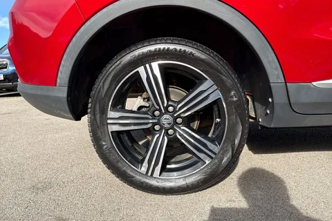 DT18UAA MG Mg Zs 1.5 VTi-TECH Exclusive Euro 6 (s/s) 5dr Thumbnail #10