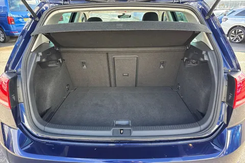 7 of 58 for VOLKSWAGEN GOLF 1.5 TSI EVO 150 GT 5dr