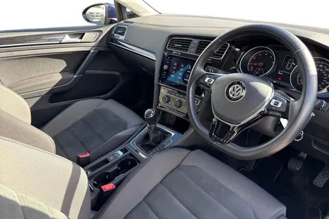 14 of 58 for VOLKSWAGEN GOLF 1.5 TSI EVO 150 GT 5dr