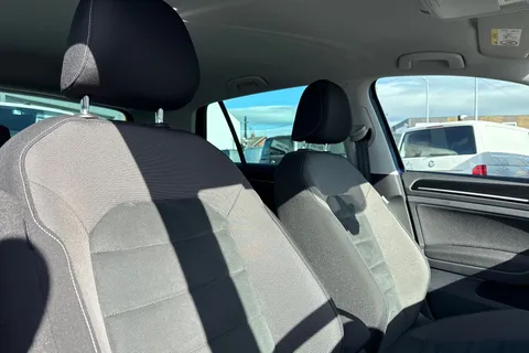 24 of 58 for VOLKSWAGEN GOLF 1.5 TSI EVO 150 GT 5dr