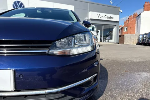 29 of 58 for VOLKSWAGEN GOLF 1.5 TSI EVO 150 GT 5dr