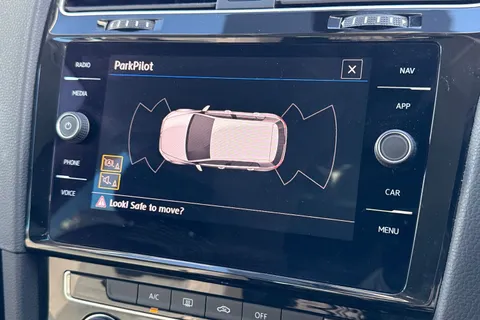 46 of 58 for VOLKSWAGEN GOLF 1.5 TSI EVO 150 GT 5dr