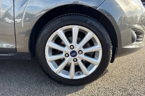 LT66LBJ Ford Fiesta 1.0T EcoBoost Titanium Powershift Euro 6 3dr Thumbnail #10