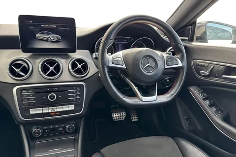 DA68XWC Mercedes-Benz Cla Class 1.6 CLA200 AMG Line Night Edition (Plus) Coupe 7G-DCT Euro 6 (s/s) 4dr Thumbnail #19