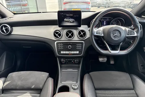 DA68XWC Mercedes-Benz Cla Class 1.6 CLA200 AMG Line Night Edition (Plus) Coupe 7G-DCT Euro 6 (s/s) 4dr Thumbnail #34