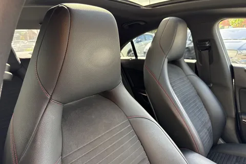 DA68XWC Mercedes-Benz Cla Class 1.6 CLA200 AMG Line Night Edition (Plus) Coupe 7G-DCT Euro 6 (s/s) 4dr Thumbnail #55