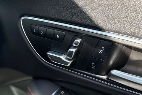 DA68XWC Mercedes-Benz Cla Class 1.6 CLA200 AMG Line Night Edition (Plus) Coupe 7G-DCT Euro 6 (s/s) 4dr Thumbnail #57