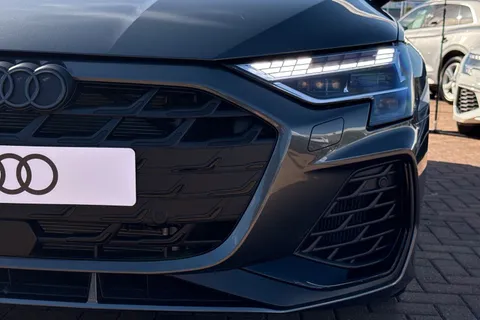  Audi S3 2.0 TFSI Black Edition Sportback S Tronic quattro Euro 6 (s/s) 5dr Thumbnail #29