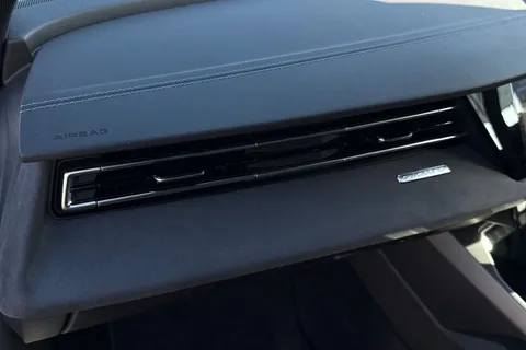  Audi S3 2.0 TFSI Black Edition Sportback S Tronic quattro Euro 6 (s/s) 5dr Thumbnail #34