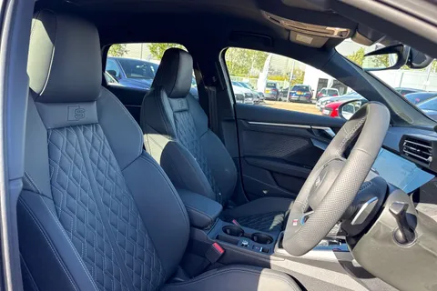  Audi S3 2.0 TFSI Black Edition Sportback S Tronic quattro Euro 6 (s/s) 5dr Thumbnail #45