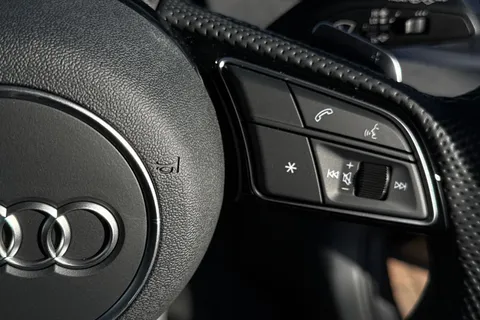  Audi S3 2.0 TFSI Black Edition Sportback S Tronic quattro Euro 6 (s/s) 5dr Thumbnail #49