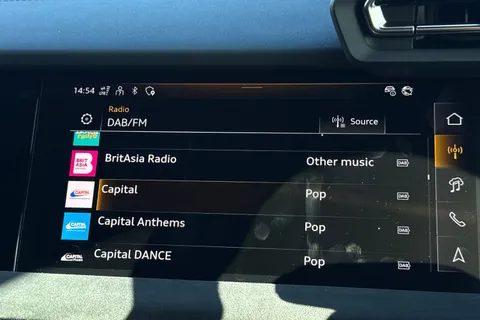  Audi S3 2.0 TFSI Black Edition Sportback S Tronic quattro Euro 6 (s/s) 5dr Thumbnail #53