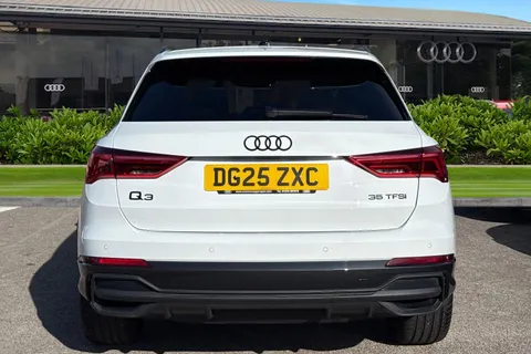 DG25ZXC Audi Q3 Black Edition 35 TFSI  150 PS 6-speed Thumbnail #5