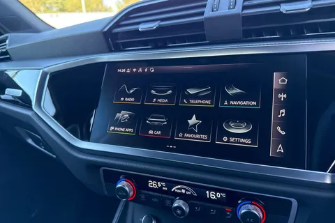 DG25ZXC Audi Q3 Black Edition 35 TFSI  150 PS 6-speed Thumbnail #33