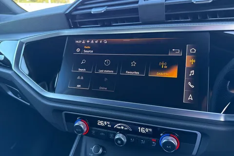 DG25ZXC Audi Q3 Black Edition 35 TFSI  150 PS 6-speed Thumbnail #35