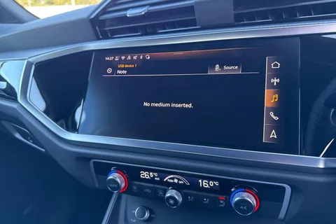 DG25ZXC Audi Q3 Black Edition 35 TFSI  150 PS 6-speed Thumbnail #36