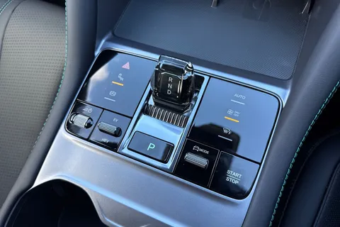 DE75JYF BYD Seal U 1.5 DM-i 18.3kWh Design CVT Auto AWD Euro 6 (s/s) 5dr Thumbnail #20