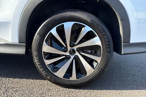 DE75JYF BYD Seal U 1.5 DM-i 18.3kWh Design CVT Auto AWD Euro 6 (s/s) 5dr Thumbnail #23