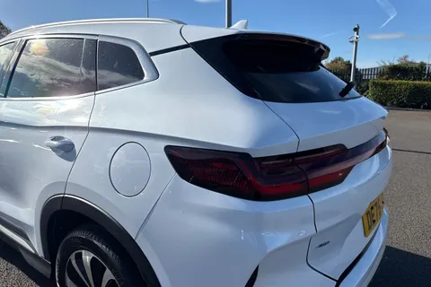 DE75JYF BYD Seal U 1.5 DM-i 18.3kWh Design CVT Auto AWD Euro 6 (s/s) 5dr Thumbnail #30