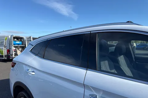 DE75JYF BYD Seal U 1.5 DM-i 18.3kWh Design CVT Auto AWD Euro 6 (s/s) 5dr Thumbnail #35