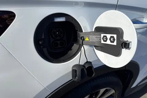 DE75JYF BYD Seal U 1.5 DM-i 18.3kWh Design CVT Auto AWD Euro 6 (s/s) 5dr Thumbnail #37