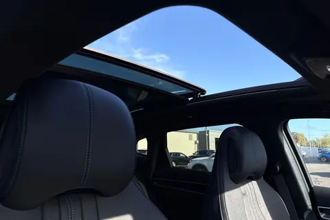 DE75JYF BYD Seal U 1.5 DM-i 18.3kWh Design CVT Auto AWD Euro 6 (s/s) 5dr Thumbnail #38