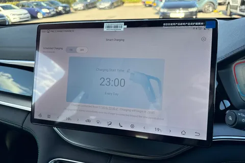 DE75JYF BYD Seal U 1.5 DM-i 18.3kWh Design CVT Auto AWD Euro 6 (s/s) 5dr Thumbnail #57