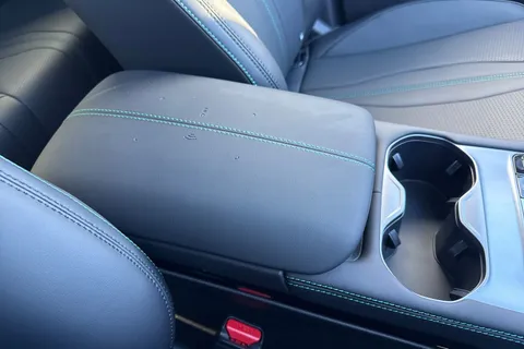 DE75JYF BYD Seal U 1.5 DM-i 18.3kWh Design CVT Auto AWD Euro 6 (s/s) 5dr Thumbnail #61