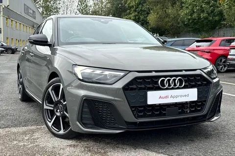 PN72LHJ Audi A1 Black Edition 30 TFSI 110 PS 6-speed Thumbnail #9