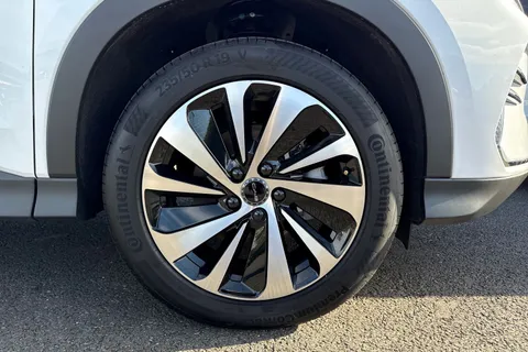 DA75NHE BYD Seal U 1.5 DM-i 18.3kWh Design CVT Auto AWD Euro 6 (s/s) 5dr Thumbnail #7