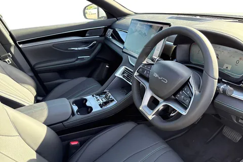 DA75NHE BYD Seal U 1.5 DM-i 18.3kWh Design CVT Auto AWD Euro 6 (s/s) 5dr Thumbnail #8