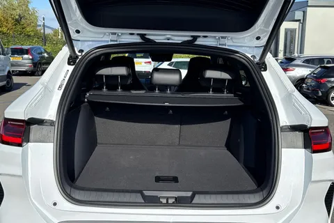 DA75NHE BYD Seal U 1.5 DM-i 18.3kWh Design CVT Auto AWD Euro 6 (s/s) 5dr Thumbnail #10