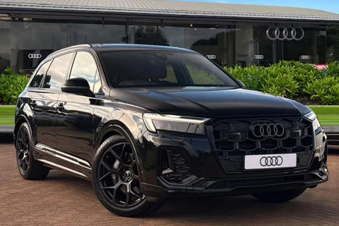  Audi Q7 3.0 TDI V6 Black Edition Tiptronic quattro Euro 6 (s/s) 5dr Thumbnail #2