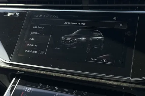  Audi Q7 3.0 TDI V6 Black Edition Tiptronic quattro Euro 6 (s/s) 5dr Thumbnail #45