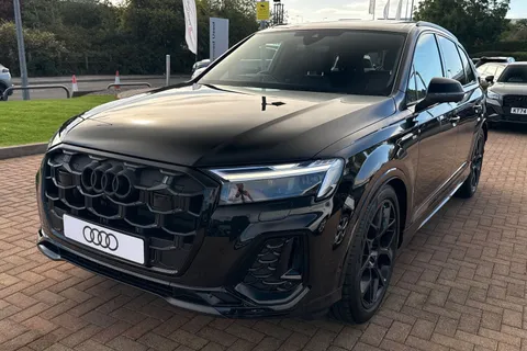  Audi Q7 3.0 TDI V6 Black Edition Tiptronic quattro Euro 6 (s/s) 5dr Thumbnail #60
