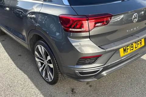 8 of 47 for VOLKSWAGEN T-ROC 1.5 TSI EVO R-Line 5dr